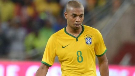 Fernandinho (footballer, born May 1985) - Wikipedia